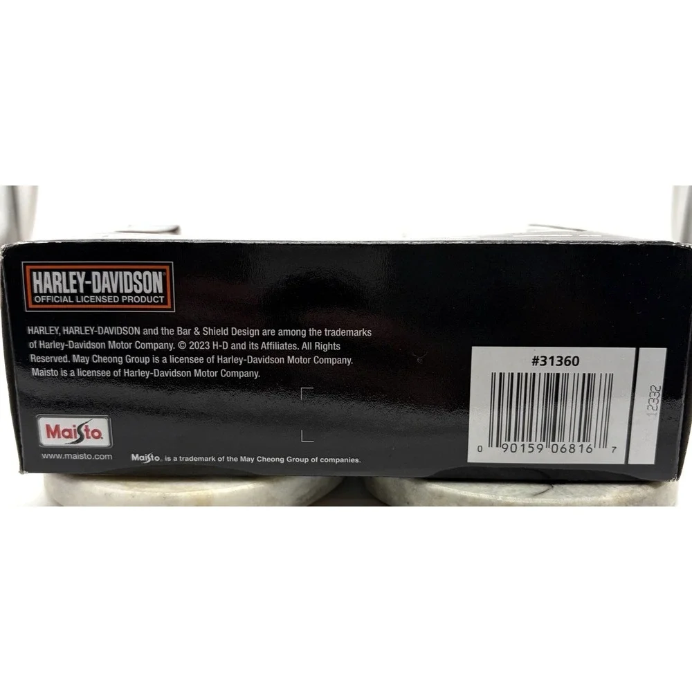 Harley Davidson 2022 Fat Bob 114 MOTORCYCLE BIKE Series 43 Maisto Imperfect Box